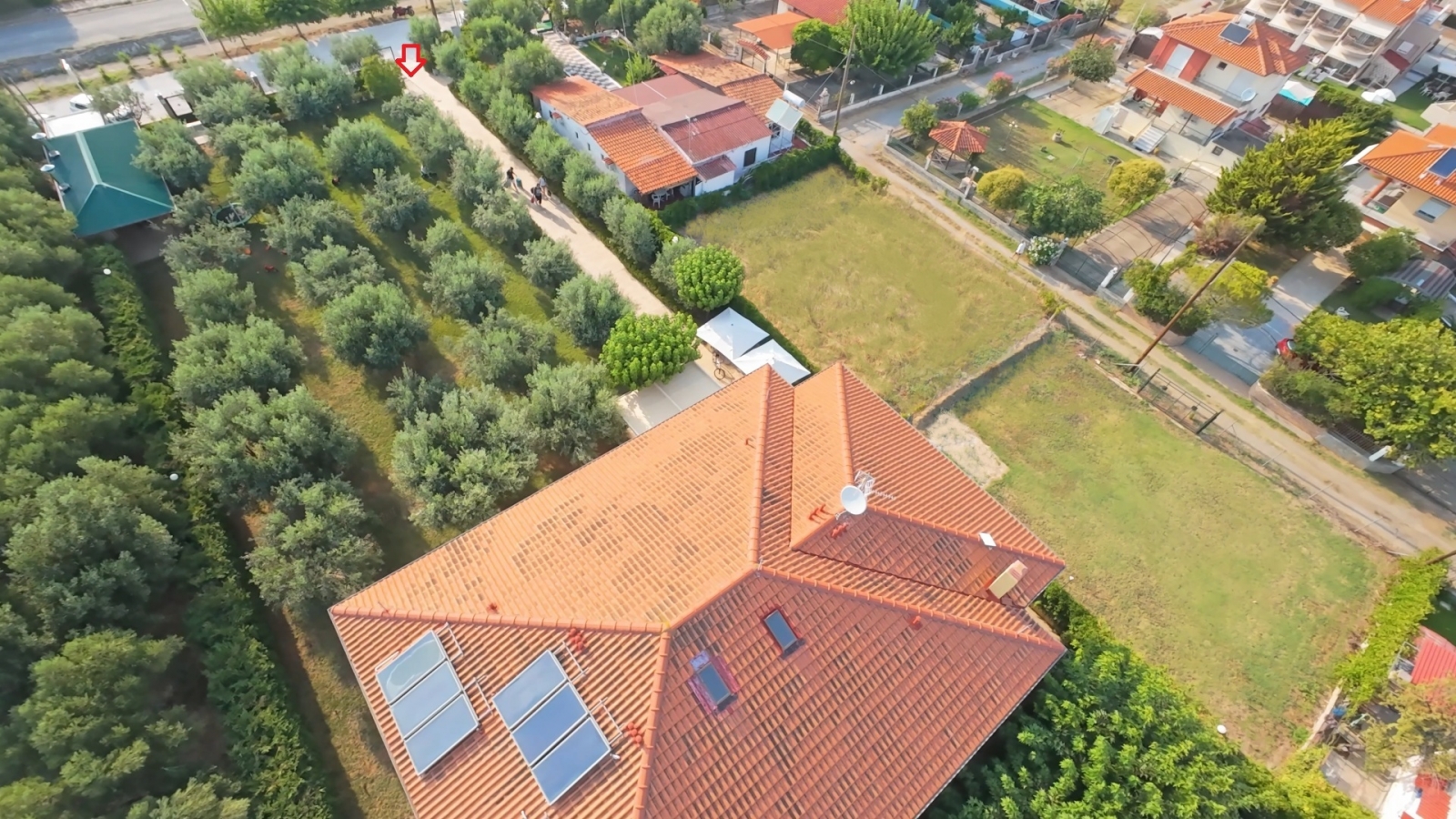Gaia Studios & Apartments